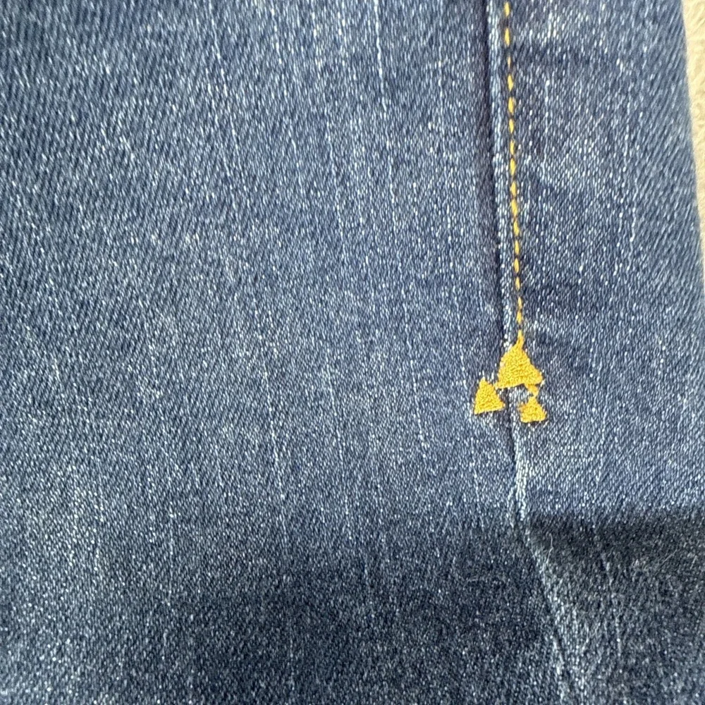 Stio Jeans Men 33 S (fit 34x30) Blue Rivet Straight Fit Dark Wash Organic Cotton